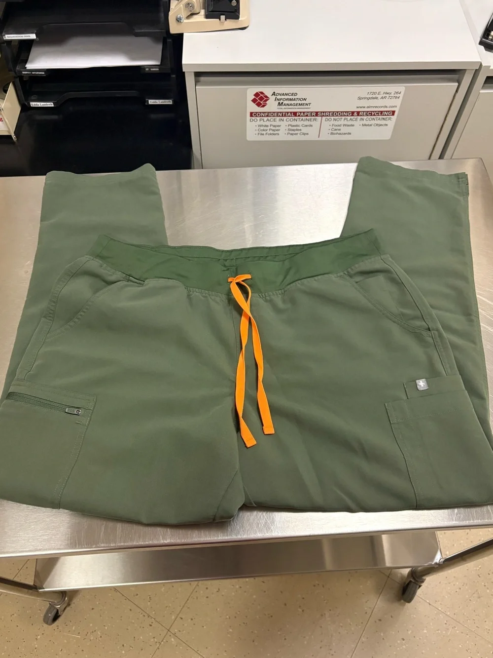 Figs Moss Yola scrub pants